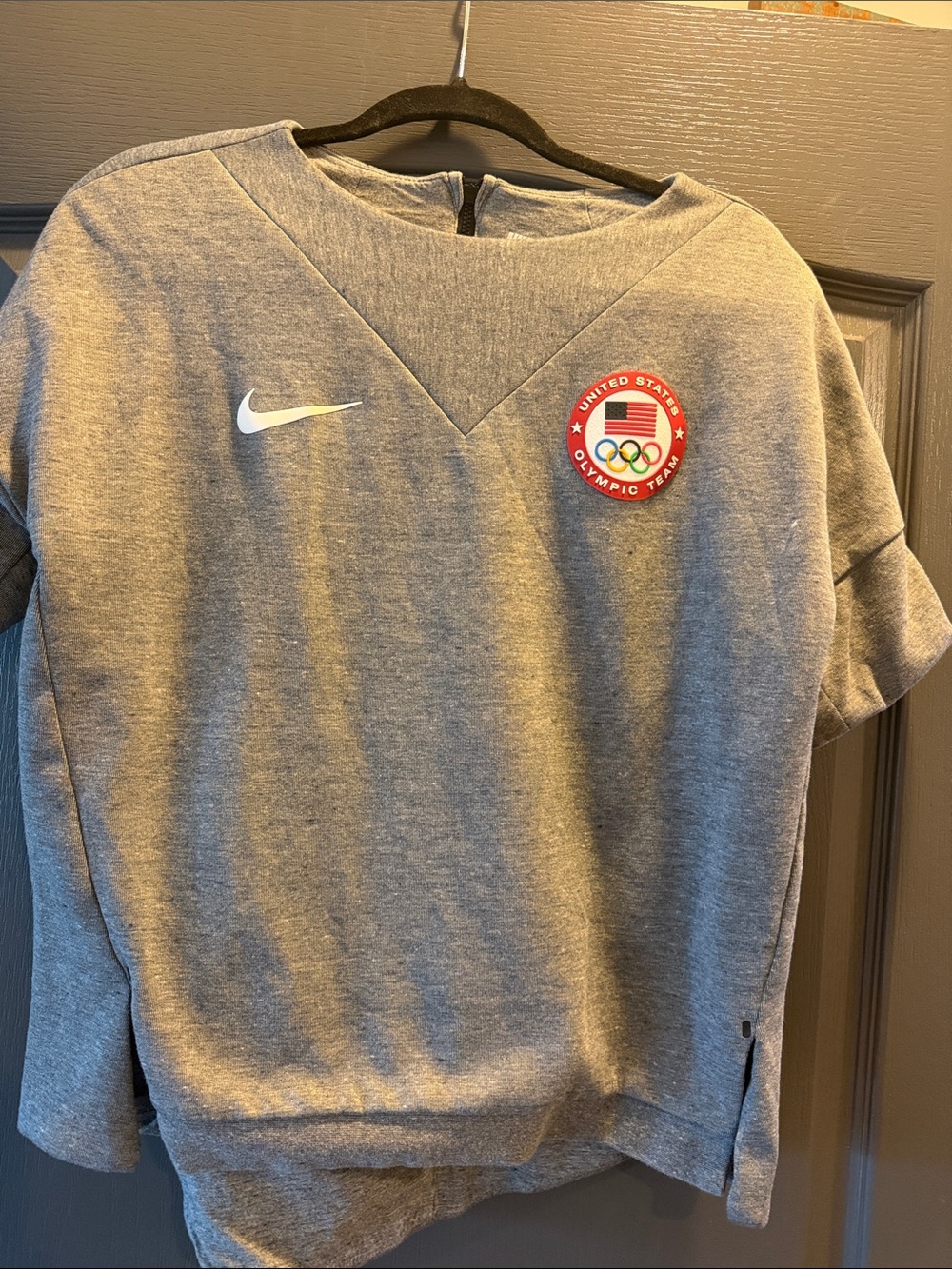 Nike Gray Crewneck Sweatshirt with USA Olympic M